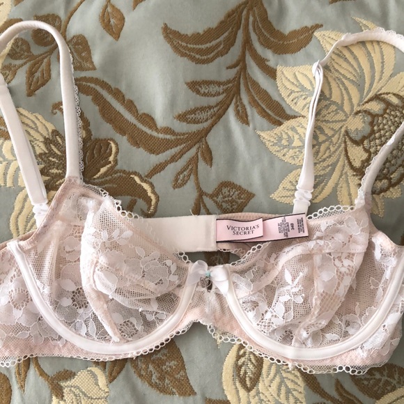 Victoria's Secret Other - Lacy Body by Victoria Unlined Demi